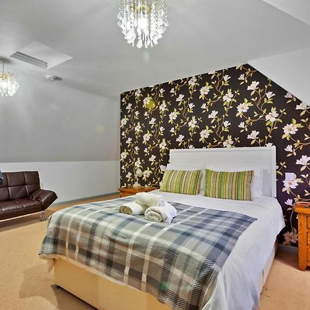 Finest Retreats - Springfields Apartment Canterbury Exterior photo